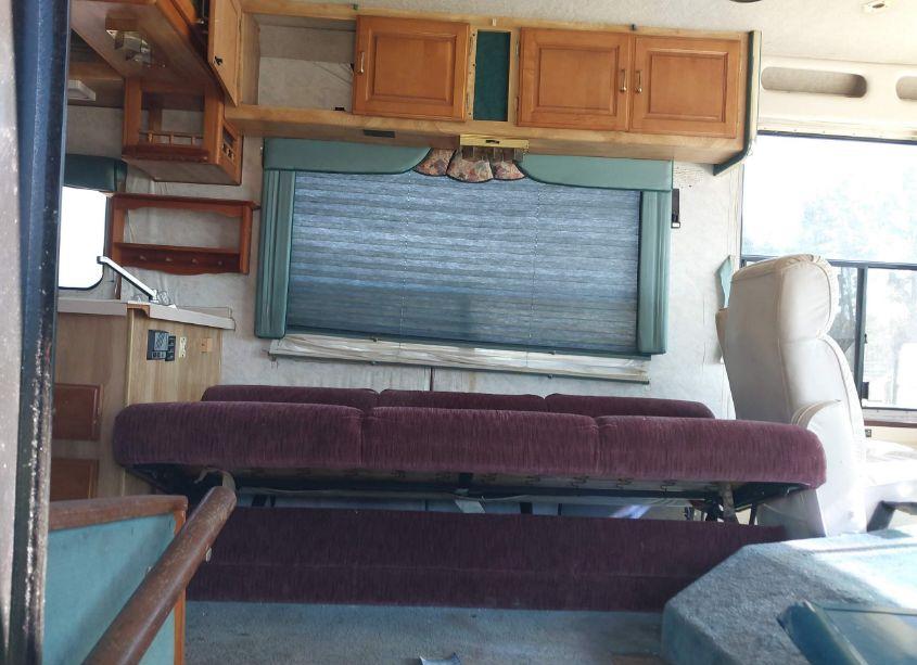 Photo 5 of 2009 Georgetown F53s/gta378t (VIN 1F6NF53Y180A01627)