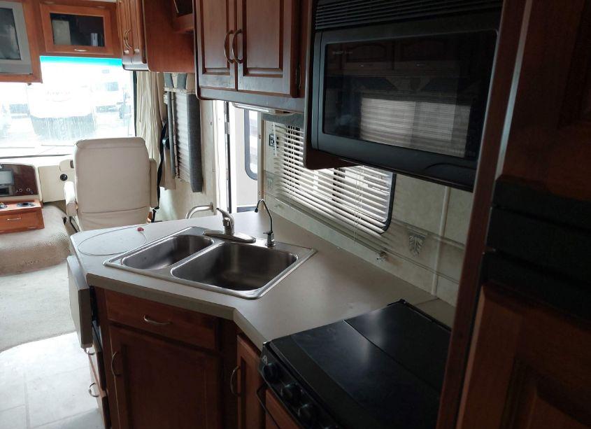 Photo 13 of 2007 Holiday Rambler FORD CLASS A 37PRT (VIN 1F6NF53Y560A18010)