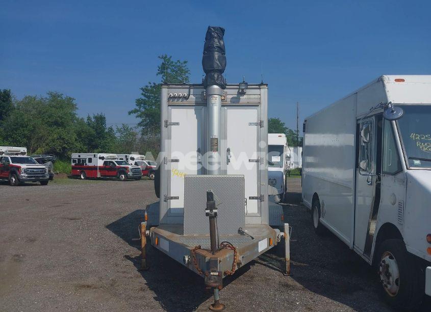 Photo 6 of 2002 Equipment (VIN 1F9FC23272T111384)