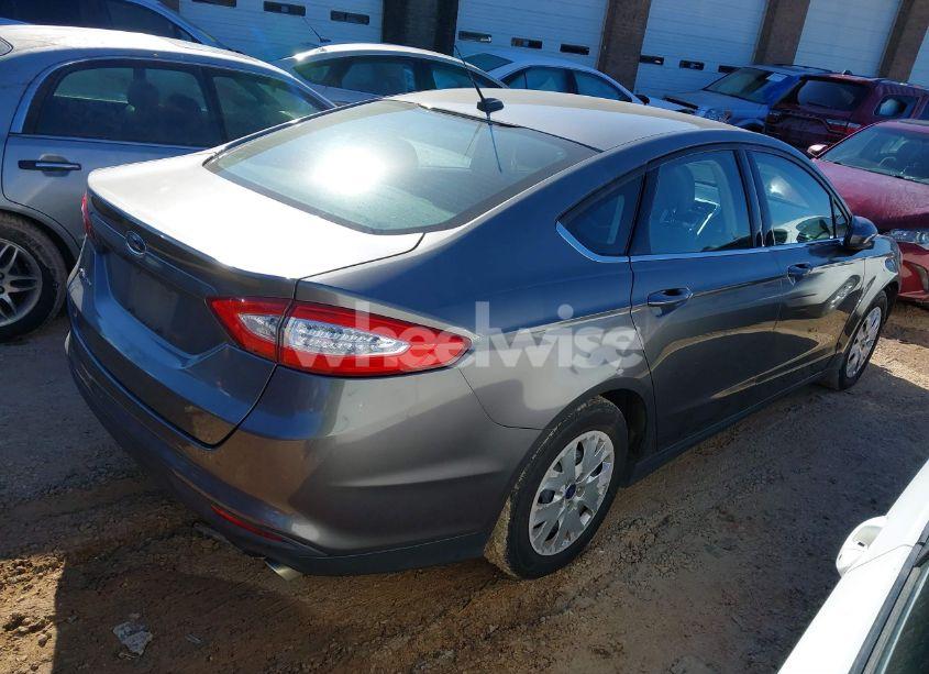 Photo 4 of 2014 Ford Fusion S (VIN 1FA6P0G70E5383253)