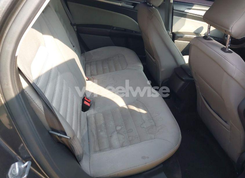 Photo 8 of 2015 Ford Fusion S (VIN 1FA6P0G70F5114820)