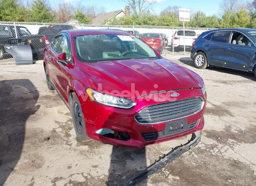 2014 Ford Fusion S (VIN 1FA6P0G71E5401629) main photo