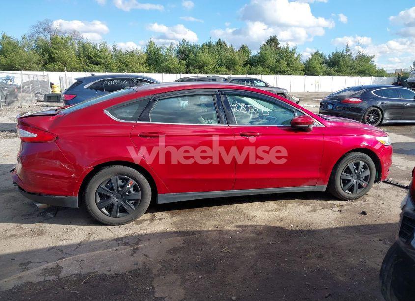 Photo 14 of 2014 Ford Fusion S (VIN 1FA6P0G71E5401629)