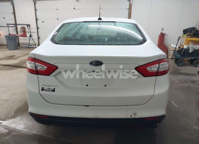 Photo 16 of 2015 Ford Fusion S (VIN 1FA6P0G71F5129035)