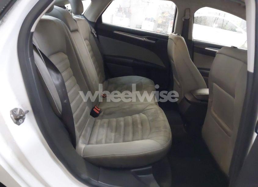 Photo 8 of 2015 Ford Fusion S (VIN 1FA6P0G71F5129035)