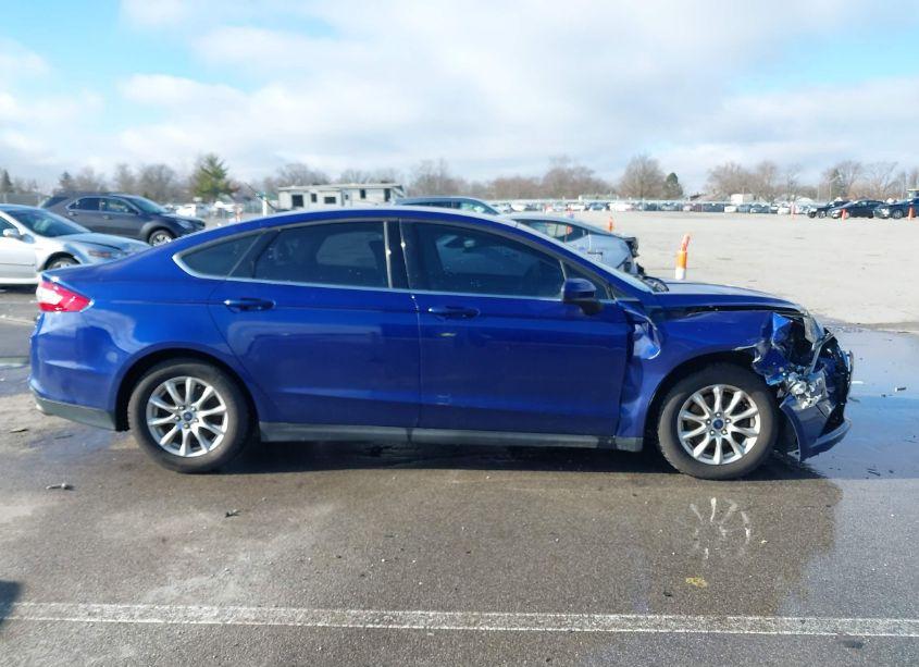 Photo 13 of 2016 Ford Fusion S (VIN 1FA6P0G71G5116044)