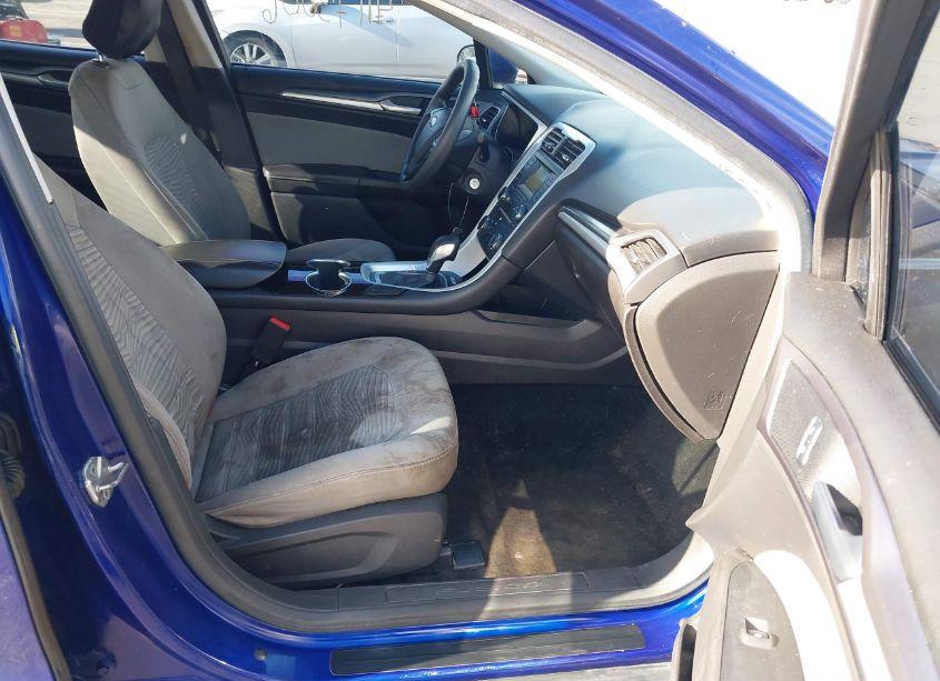 Photo 5 of 2016 Ford Fusion S (VIN 1FA6P0G71G5116044)