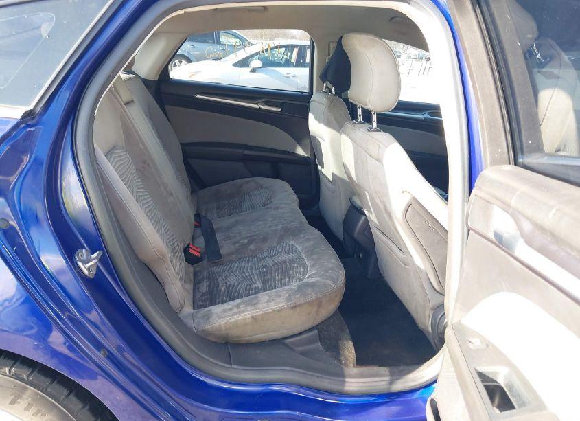 Photo 8 of 2016 Ford Fusion S (VIN 1FA6P0G71G5116044)