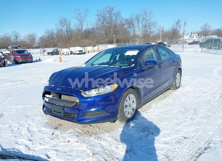 Photo 2 of 2014 Ford Fusion S (VIN 1FA6P0G73E5351008)