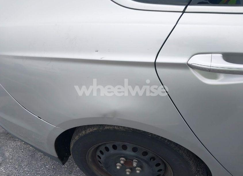 Photo 14 of 2014 Ford Fusion S (VIN 1FA6P0G73E5375941)