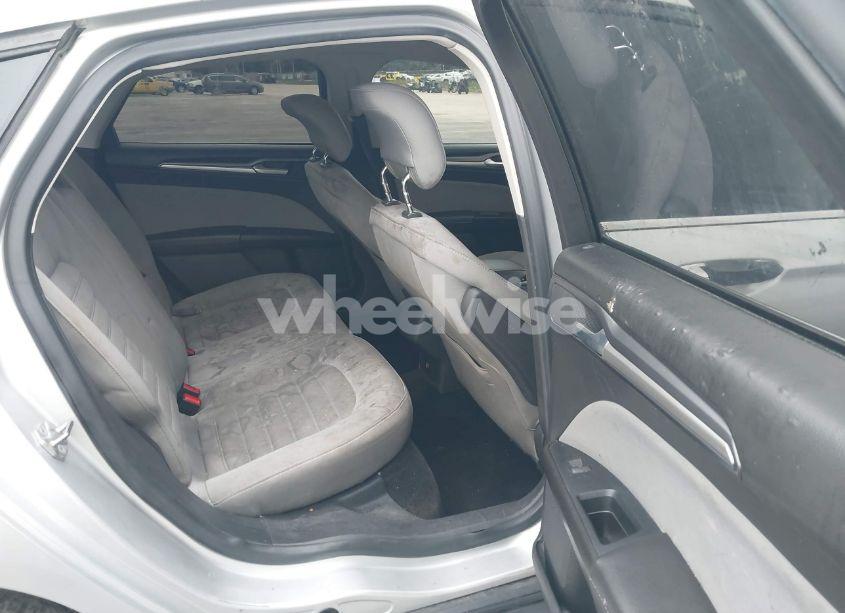 Photo 8 of 2014 Ford Fusion S (VIN 1FA6P0G73E5375941)