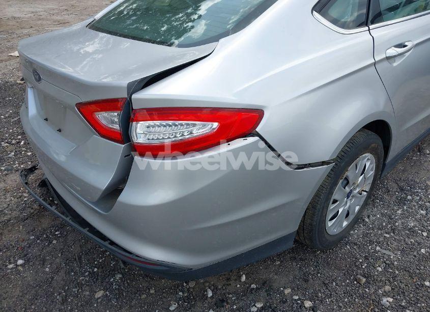 Photo 6 of 2014 Ford Fusion S (VIN 1FA6P0G73E5383635)