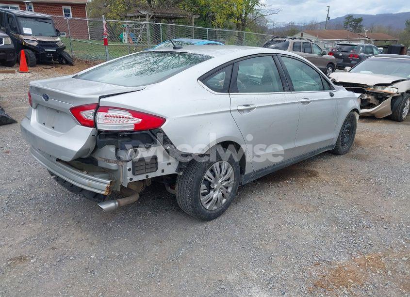 Photo 4 of 2014 Ford Fusion S (VIN 1FA6P0G74E5381456)