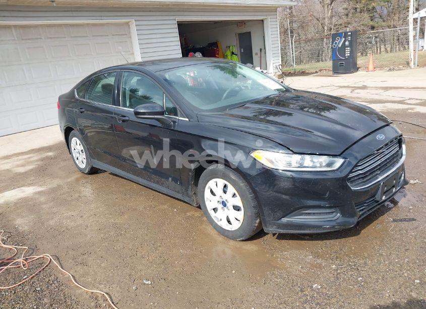 2014 Ford Fusion S (VIN 1FA6P0G75E5355996) main photo