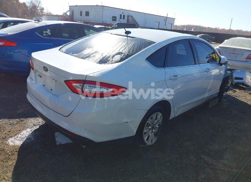 Photo 4 of 2014 Ford Fusion S (VIN 1FA6P0G75E5364620)