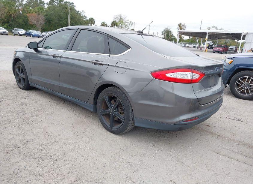 Photo 3 of 2014 Ford Fusion S (VIN 1FA6P0G75E5368845)