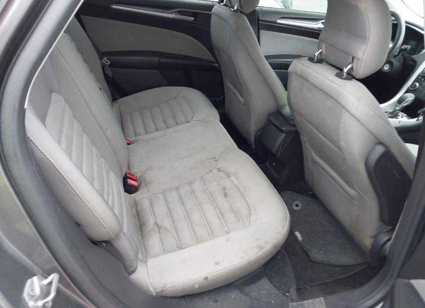 Photo 8 of 2014 Ford Fusion S (VIN 1FA6P0G75E5368845)