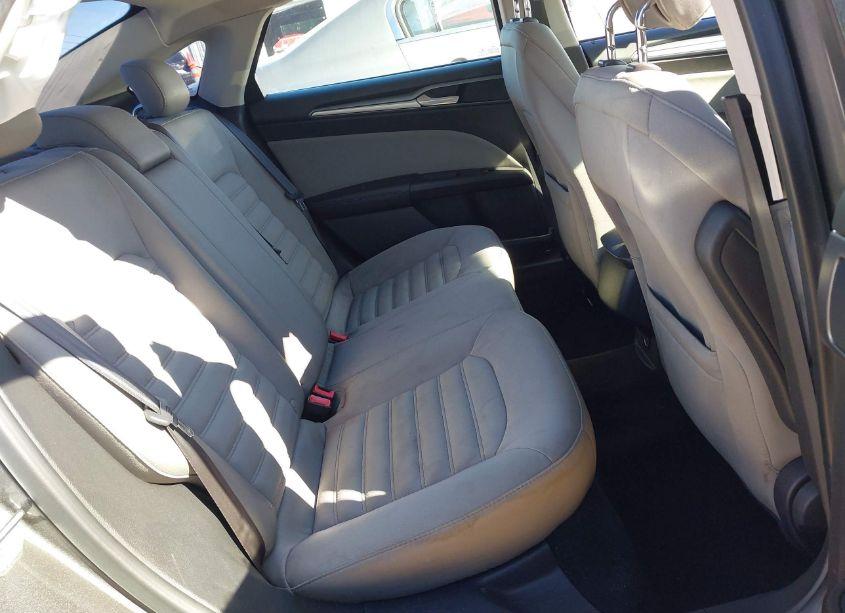 Photo 8 of 2014 Ford Fusion S (VIN 1FA6P0G75E5370062)