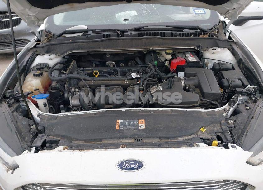 Photo 10 of 2014 Ford Fusion S (VIN 1FA6P0G75E5386701)