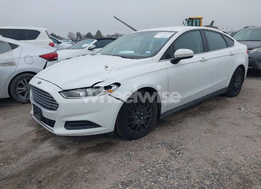 Photo 2 of 2014 Ford Fusion S (VIN 1FA6P0G75E5386701)