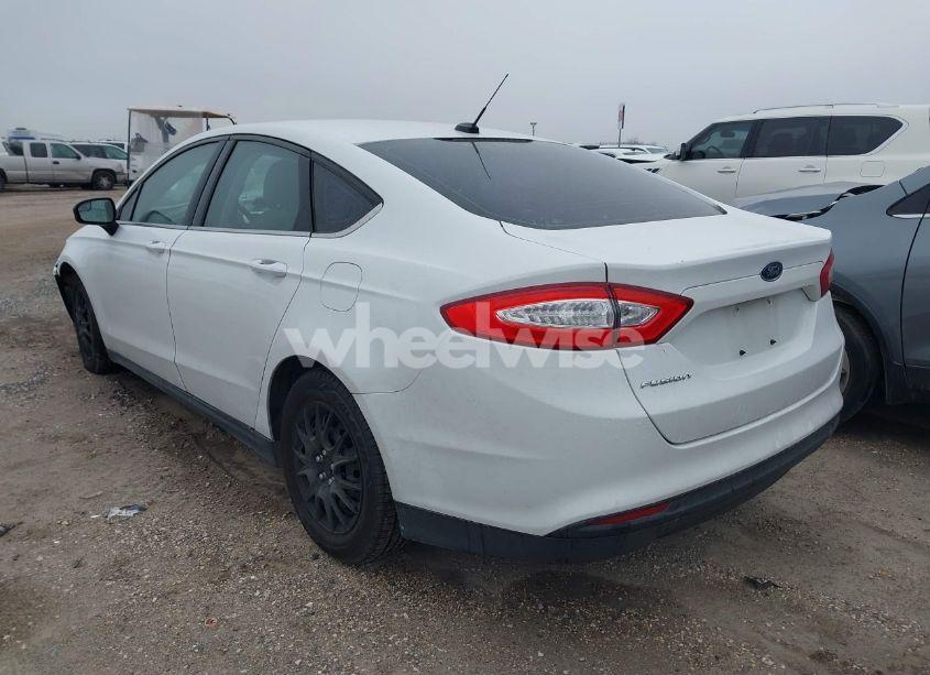 Photo 3 of 2014 Ford Fusion S (VIN 1FA6P0G75E5386701)