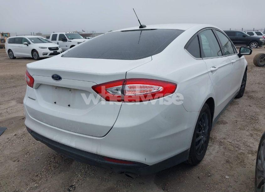 Photo 4 of 2014 Ford Fusion S (VIN 1FA6P0G75E5386701)