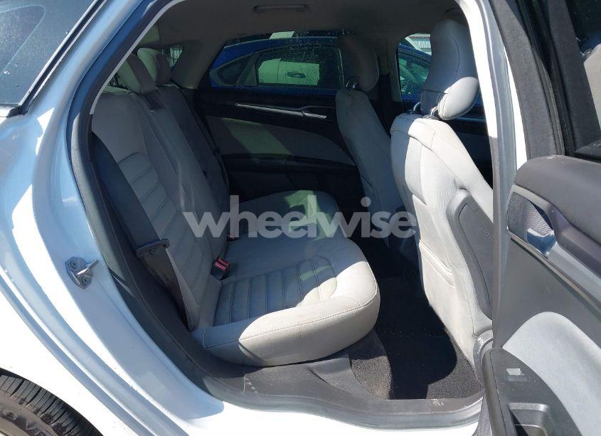 Photo 8 of 2014 Ford Fusion S (VIN 1FA6P0G75E5401519)