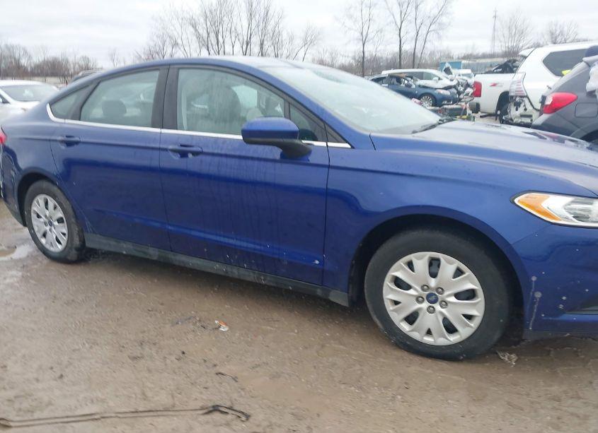 Photo 13 of 2014 Ford Fusion S (VIN 1FA6P0G75E5401651)