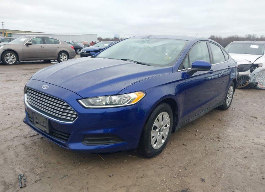 Photo 2 of 2014 Ford Fusion S (VIN 1FA6P0G75E5401651)