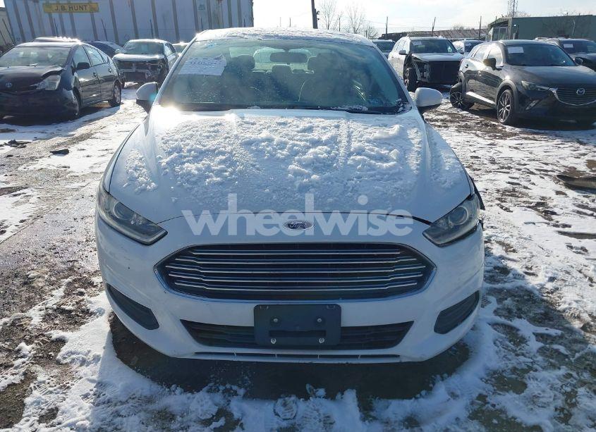 Photo 12 of 2014 Ford Fusion S (VIN 1FA6P0G75E5403495)