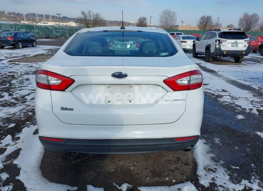 Photo 16 of 2014 Ford Fusion S (VIN 1FA6P0G75E5403495)