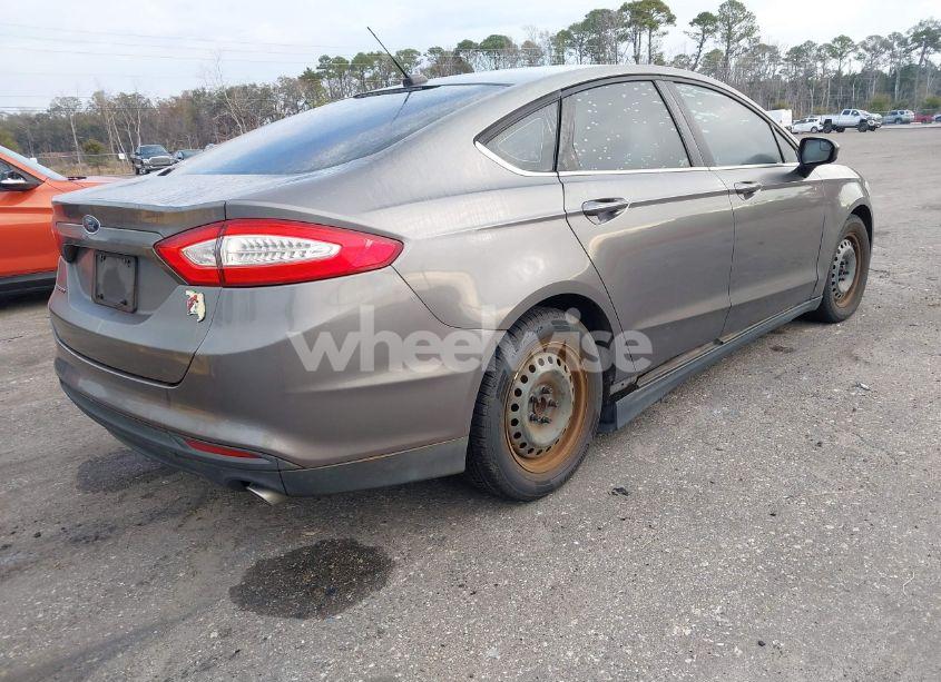 Photo 4 of 2014 Ford Fusion S (VIN 1FA6P0G75E5407272)