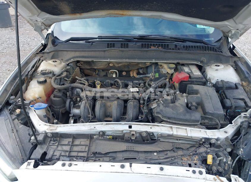 Photo 10 of 2016 Ford Fusion S (VIN 1FA6P0G75G5113776)