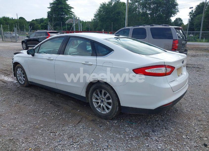 Photo 3 of 2016 Ford Fusion S (VIN 1FA6P0G75G5113776)