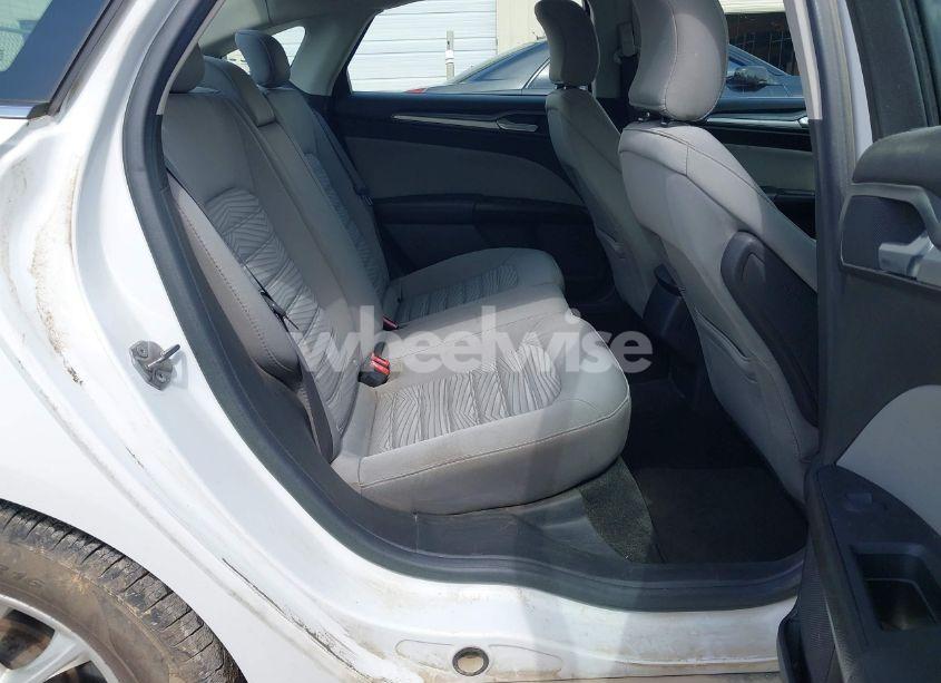 Photo 8 of 2016 Ford Fusion S (VIN 1FA6P0G75G5113776)