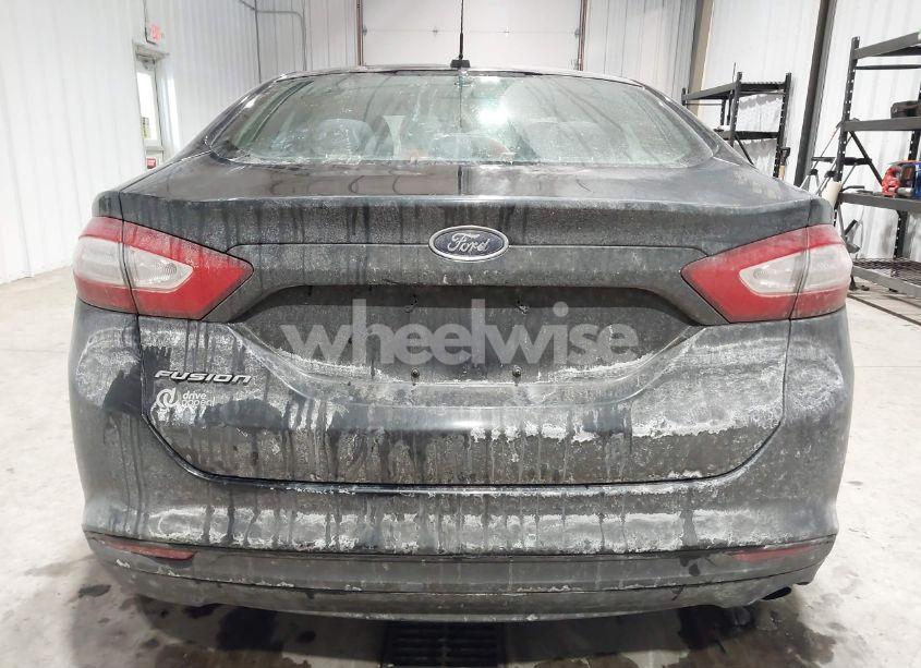 Photo 16 of 2014 Ford Fusion S (VIN 1FA6P0G76E5358681)