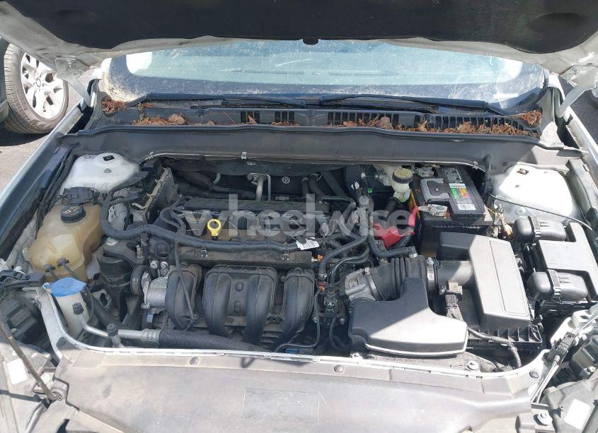 Photo 10 of 2014 Ford Fusion S (VIN 1FA6P0G76E5371205)