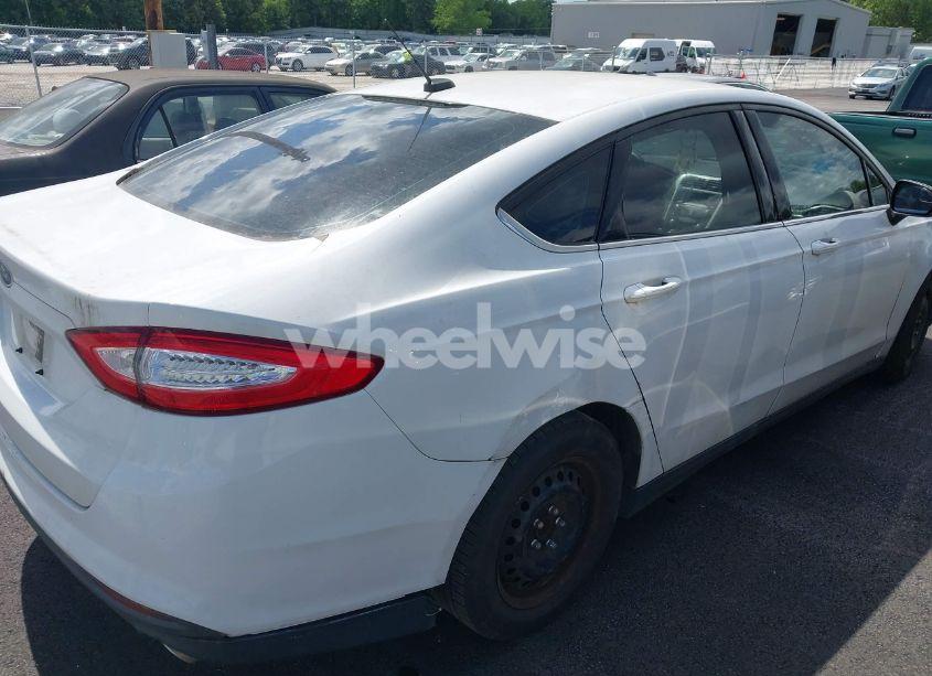 Photo 4 of 2014 Ford Fusion S (VIN 1FA6P0G76E5371205)