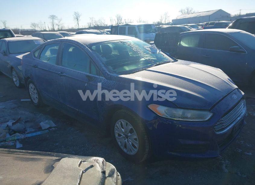 2014 Ford Fusion S (VIN 1FA6P0G76E5385749) main photo