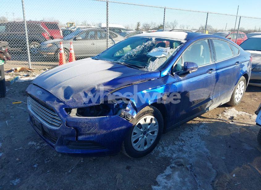 Photo 2 of 2014 Ford Fusion S (VIN 1FA6P0G76E5385749)