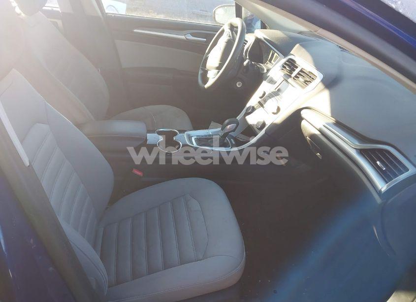 Photo 5 of 2014 Ford Fusion S (VIN 1FA6P0G76E5385749)