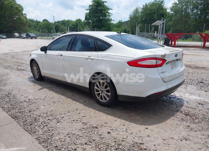 Photo 3 of 2015 Ford Fusion S (VIN 1FA6P0G76F5120461)
