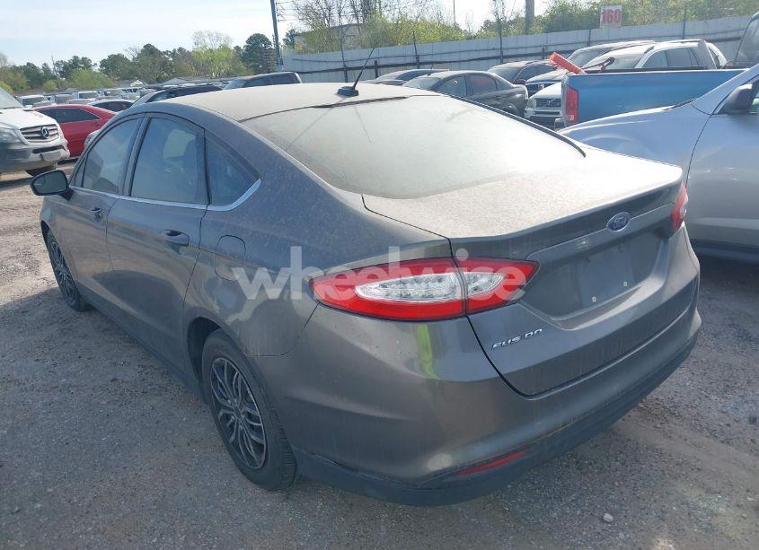 Photo 3 of 2014 Ford Fusion S (VIN 1FA6P0G77E5368782)