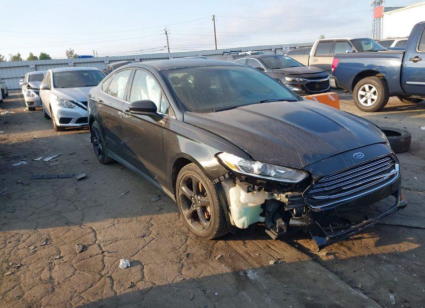 2014 Ford Fusion S (VIN 1FA6P0G77E5380429) main photo