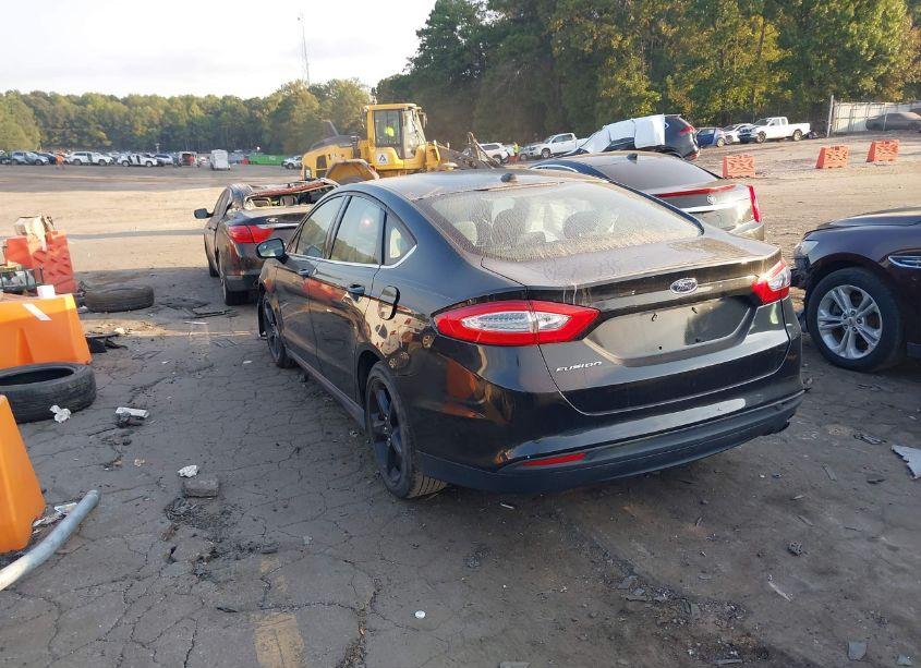 Photo 3 of 2014 Ford Fusion S (VIN 1FA6P0G77E5380429)