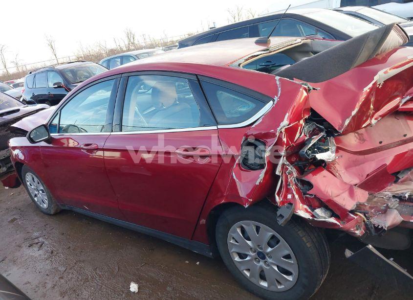 Photo 15 of 2014 Ford Fusion S (VIN 1FA6P0G77E5392175)