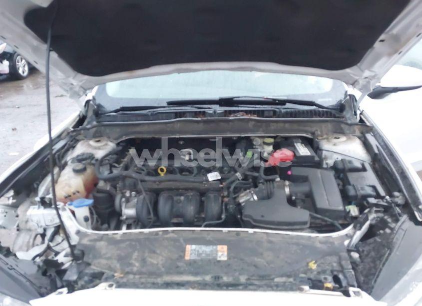 Photo 10 of 2015 Ford Fusion S (VIN 1FA6P0G77F5118296)