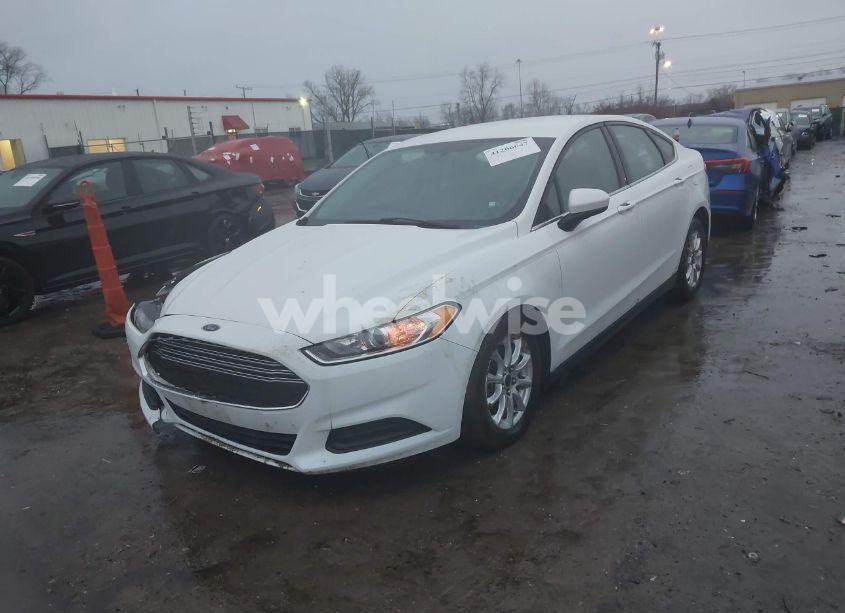 Photo 12 of 2015 Ford Fusion S (VIN 1FA6P0G77F5118296)