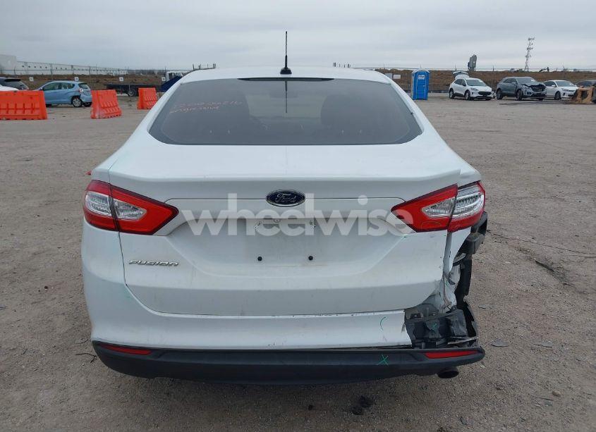 Photo 16 of 2015 Ford Fusion S (VIN 1FA6P0G77F5122848)