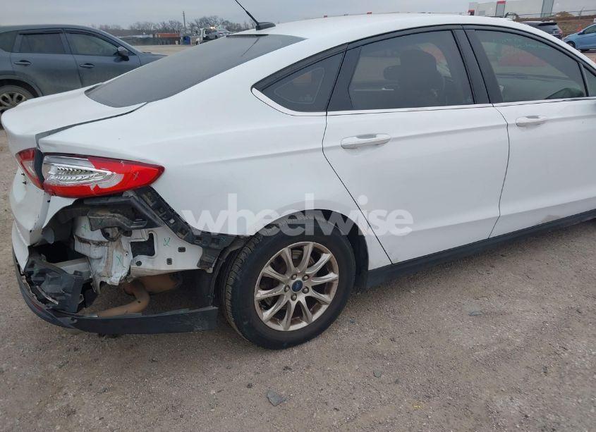 Photo 6 of 2015 Ford Fusion S (VIN 1FA6P0G77F5122848)